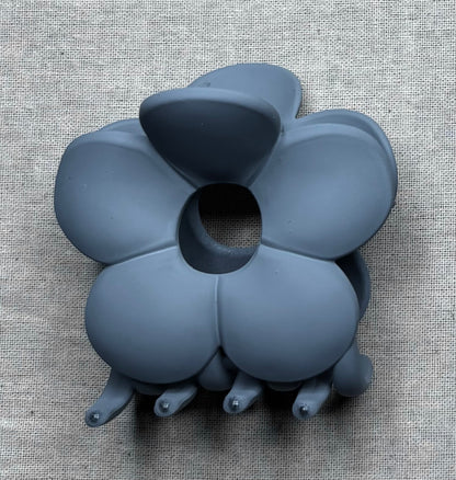 Haarspeld bloem, matte kleur, 7 cm