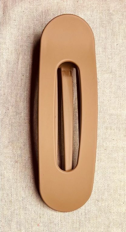 Oval brooch, matte color, 11 cm